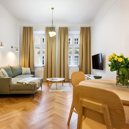Tyzenhauz Suites Topolowa Krakow Luaran gambar