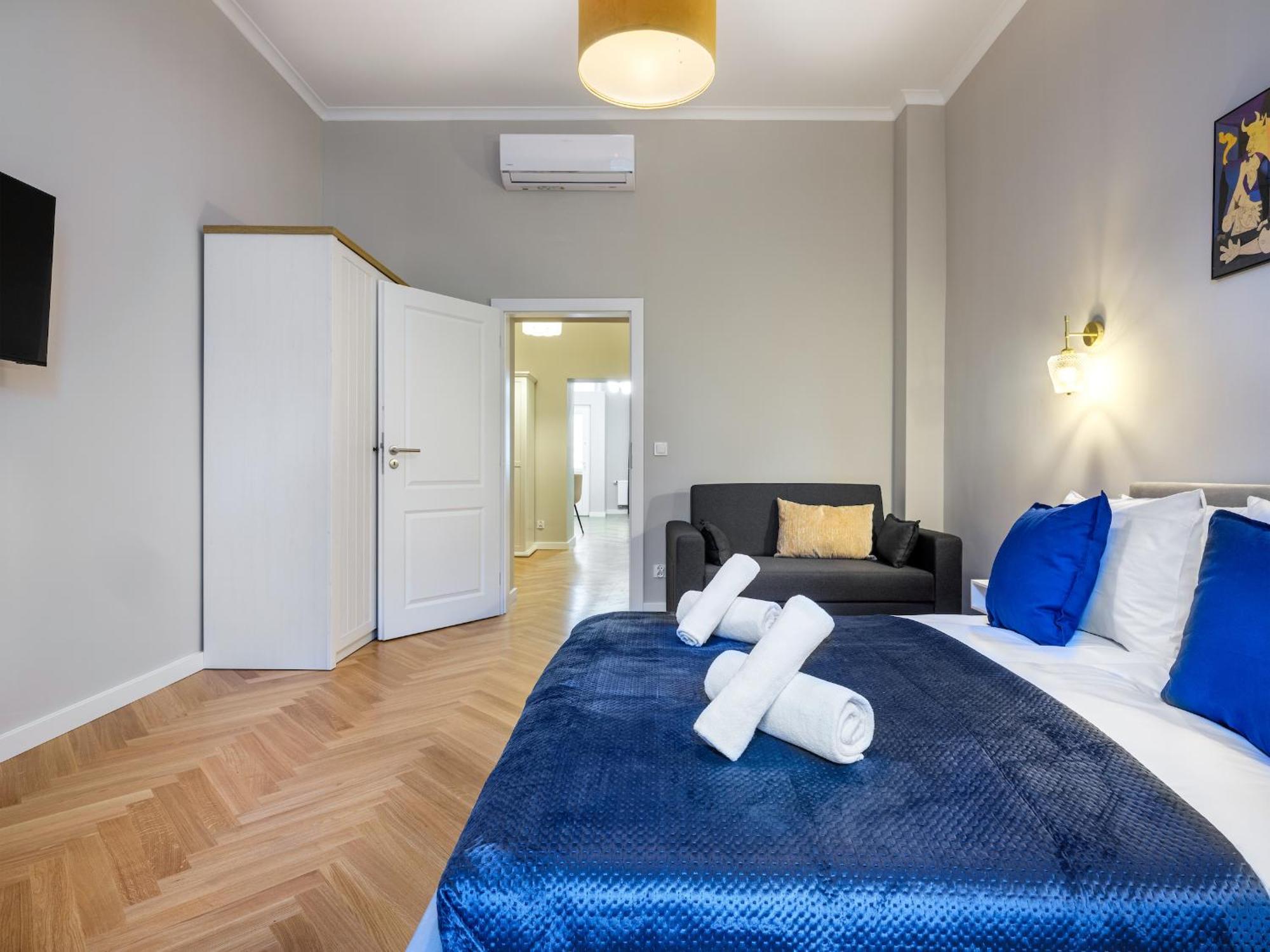Tyzenhauz Suites Topolowa Krakow Luaran gambar