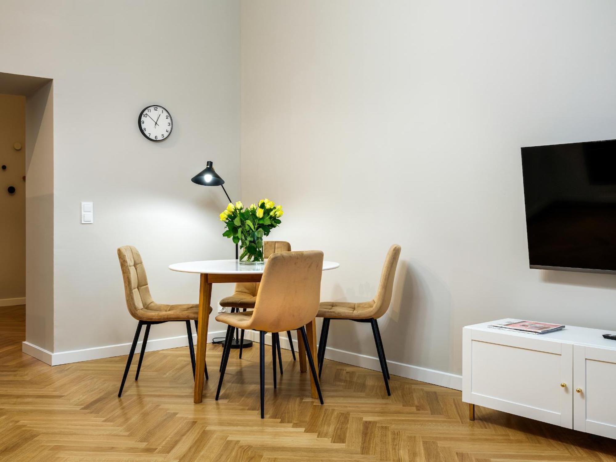 Tyzenhauz Suites Topolowa Krakow Luaran gambar
