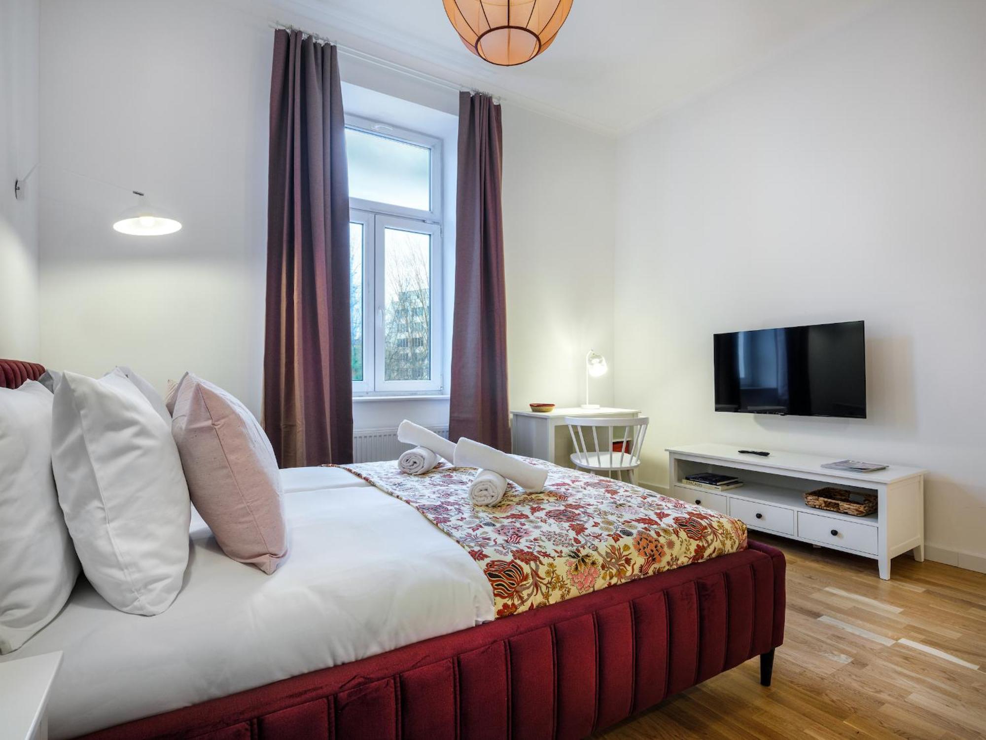 Tyzenhauz Suites Topolowa Krakow Luaran gambar