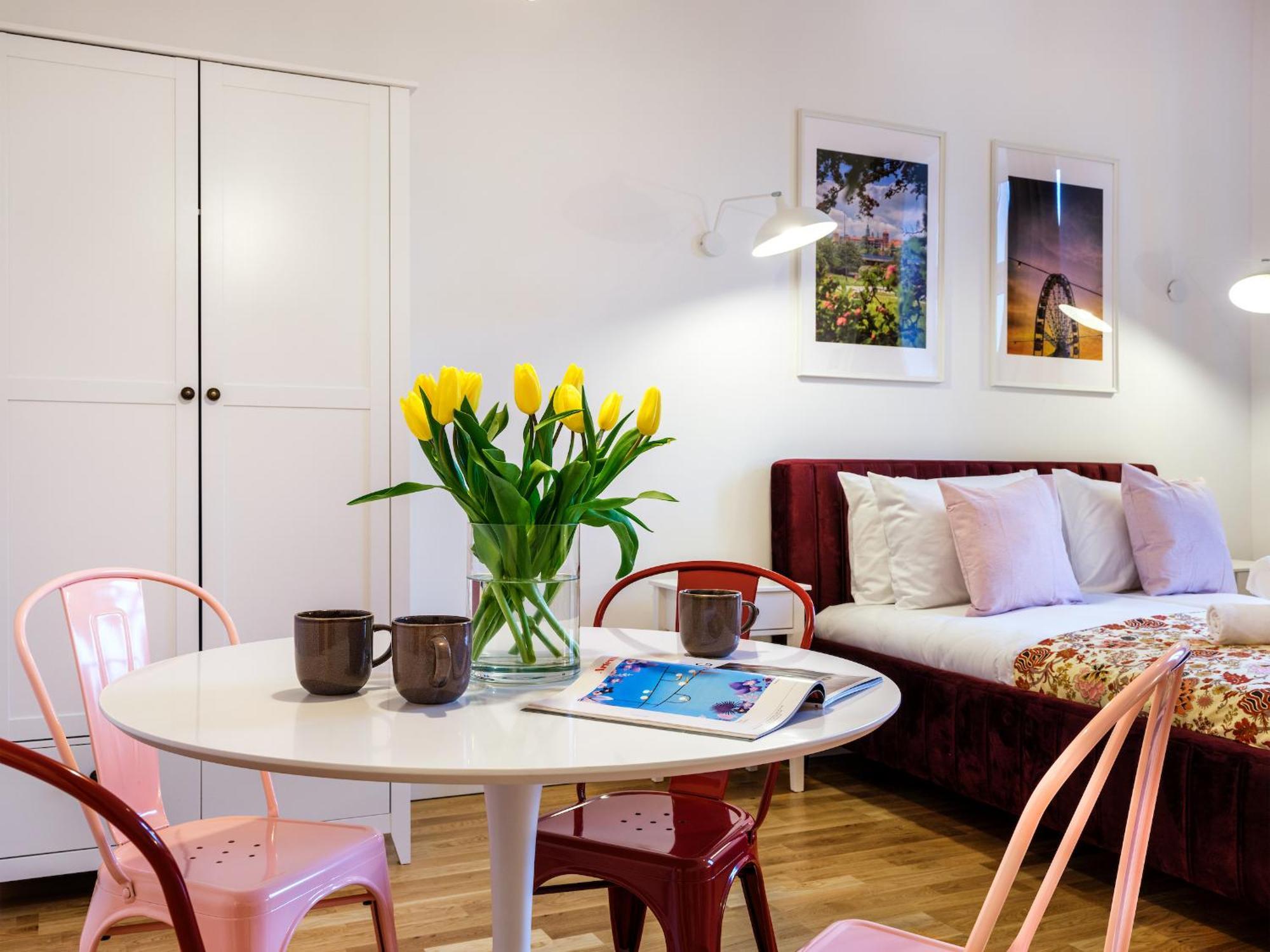 Tyzenhauz Suites Topolowa Krakow Luaran gambar