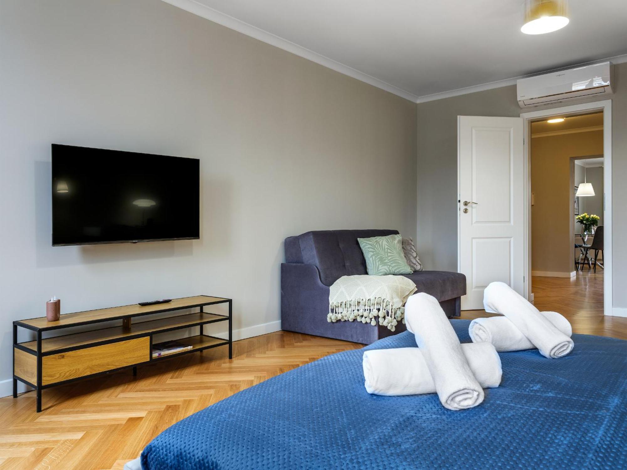 Tyzenhauz Suites Topolowa Krakow Luaran gambar