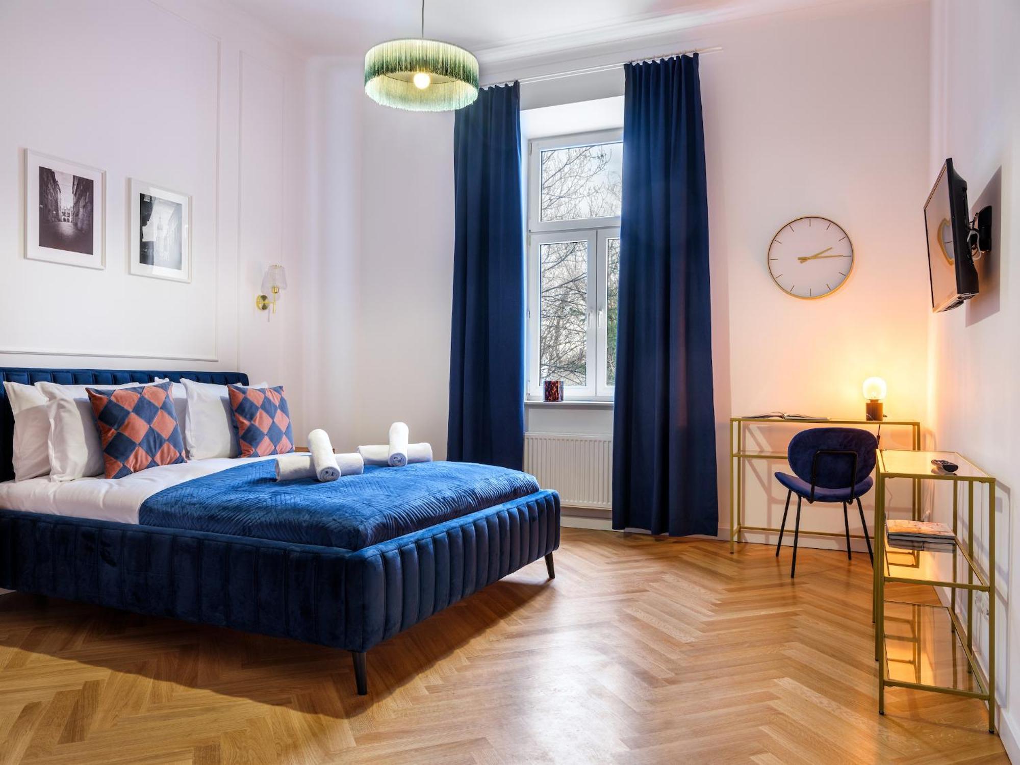 Tyzenhauz Suites Topolowa Krakow Luaran gambar