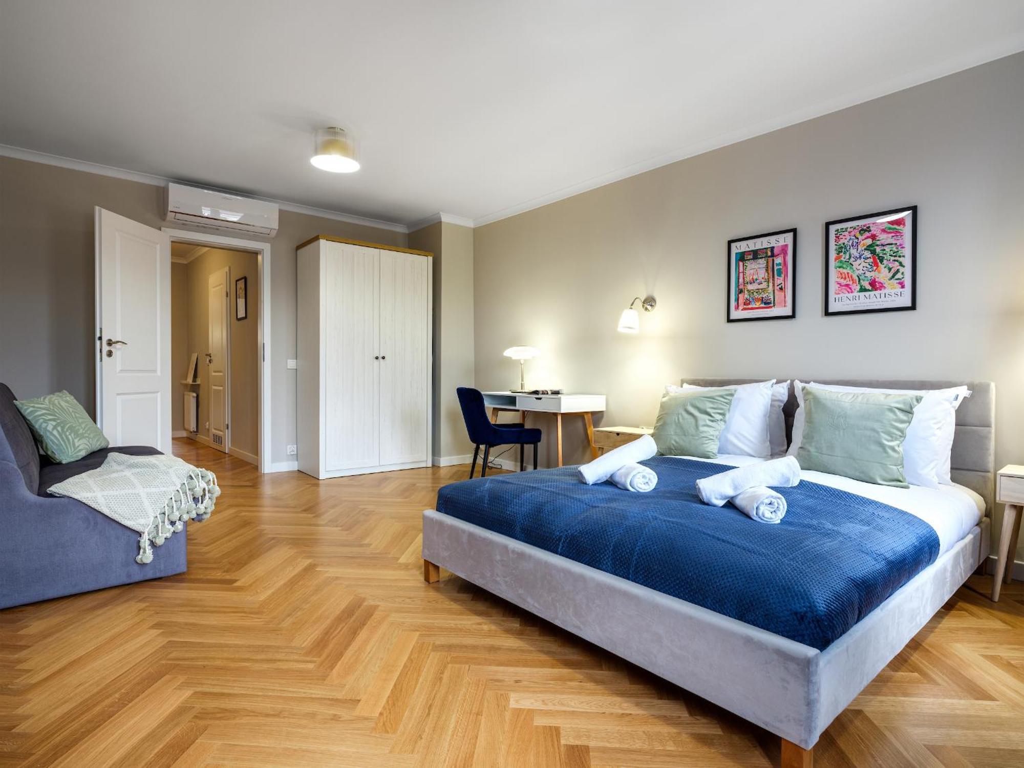 Tyzenhauz Suites Topolowa Krakow Luaran gambar