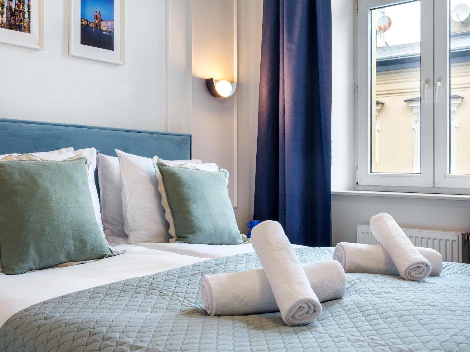 Tyzenhauz Suites Topolowa Krakow Luaran gambar