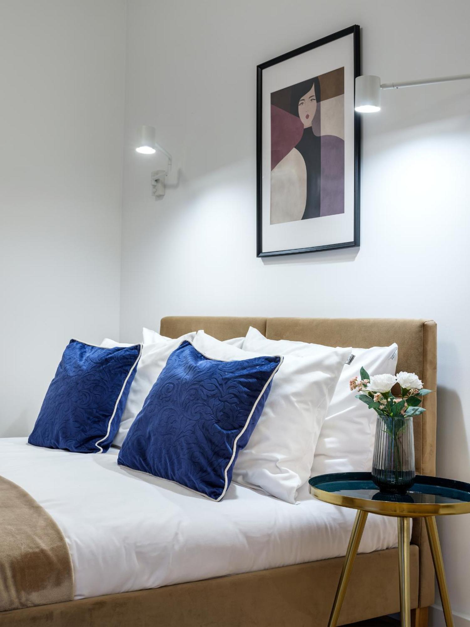 Tyzenhauz Suites Topolowa Krakow Luaran gambar