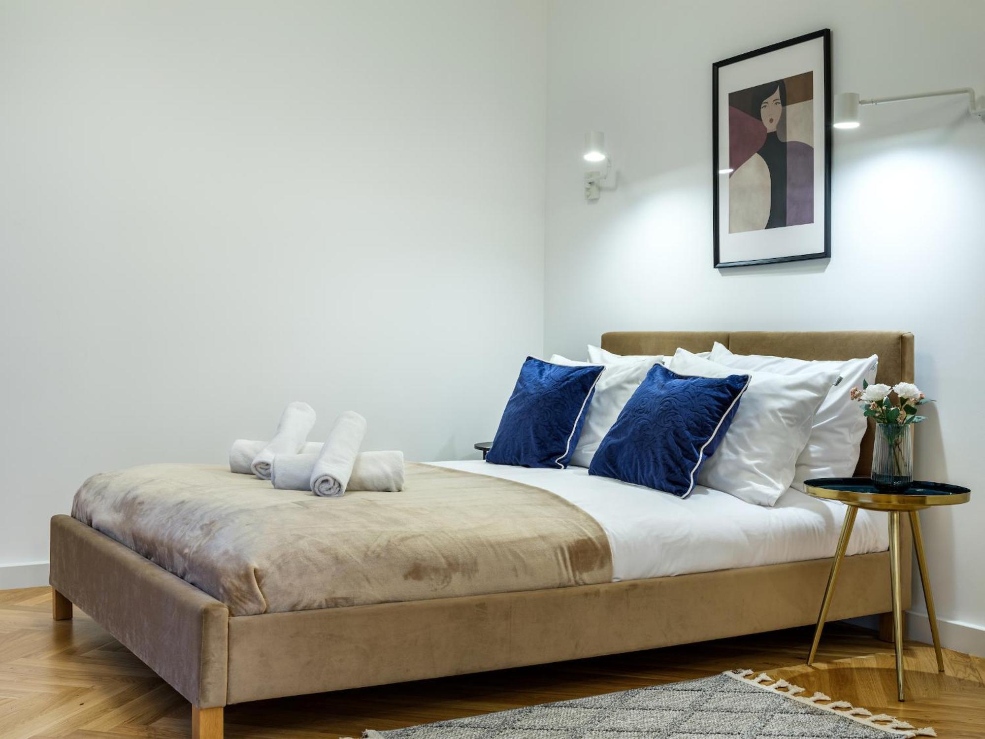 Tyzenhauz Suites Topolowa Krakow Luaran gambar
